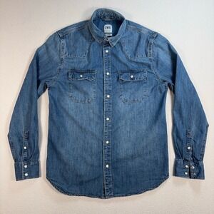 Zara Denim Shirt Men M Blue Relaxed Fit Cotton Pearl Snap Flap Pockets Button Up
